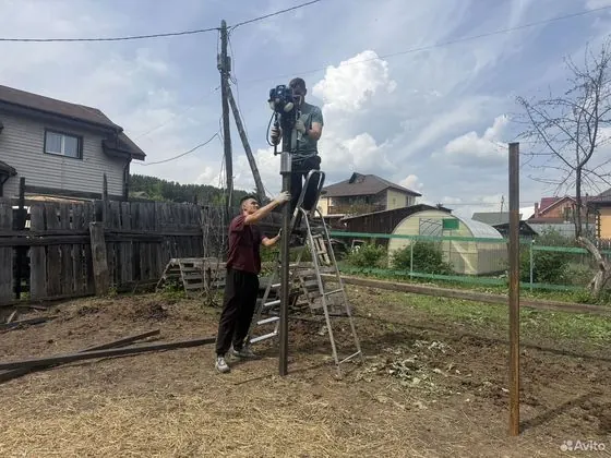Установка столбов для забора копером — Красноярск, объявление на Авито
